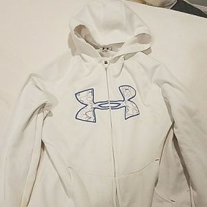 White under armour sweater